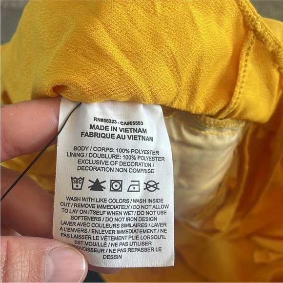 Nike Dri-Fit Size Medium Yellow Clash Tempo Shorts. - Picture 6 of 7